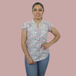 Blusa con estampado floral con cuello tipo mao