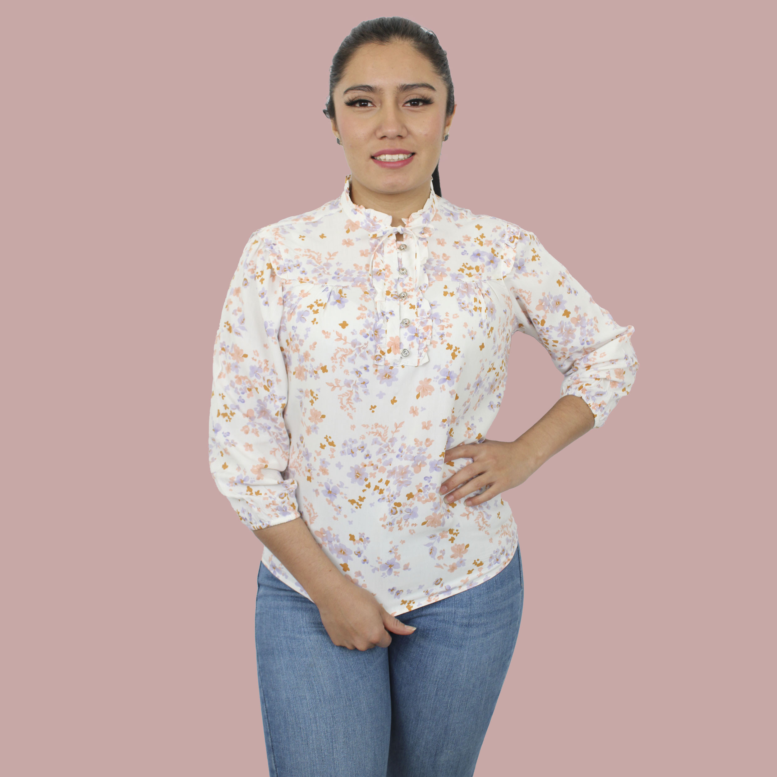 Blusa con estampado floral manga 3/4