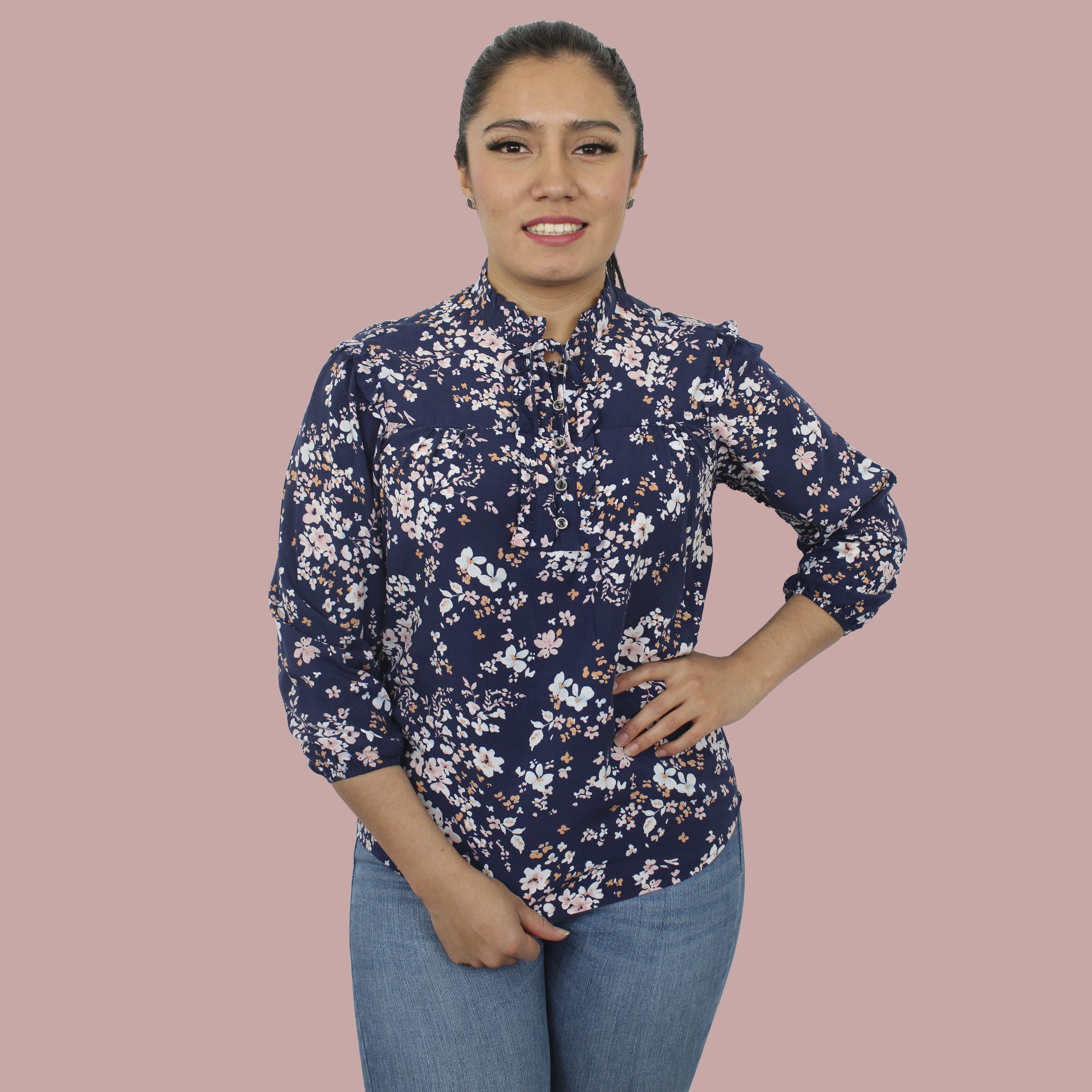 Blusa con estampado floral manga 3/4